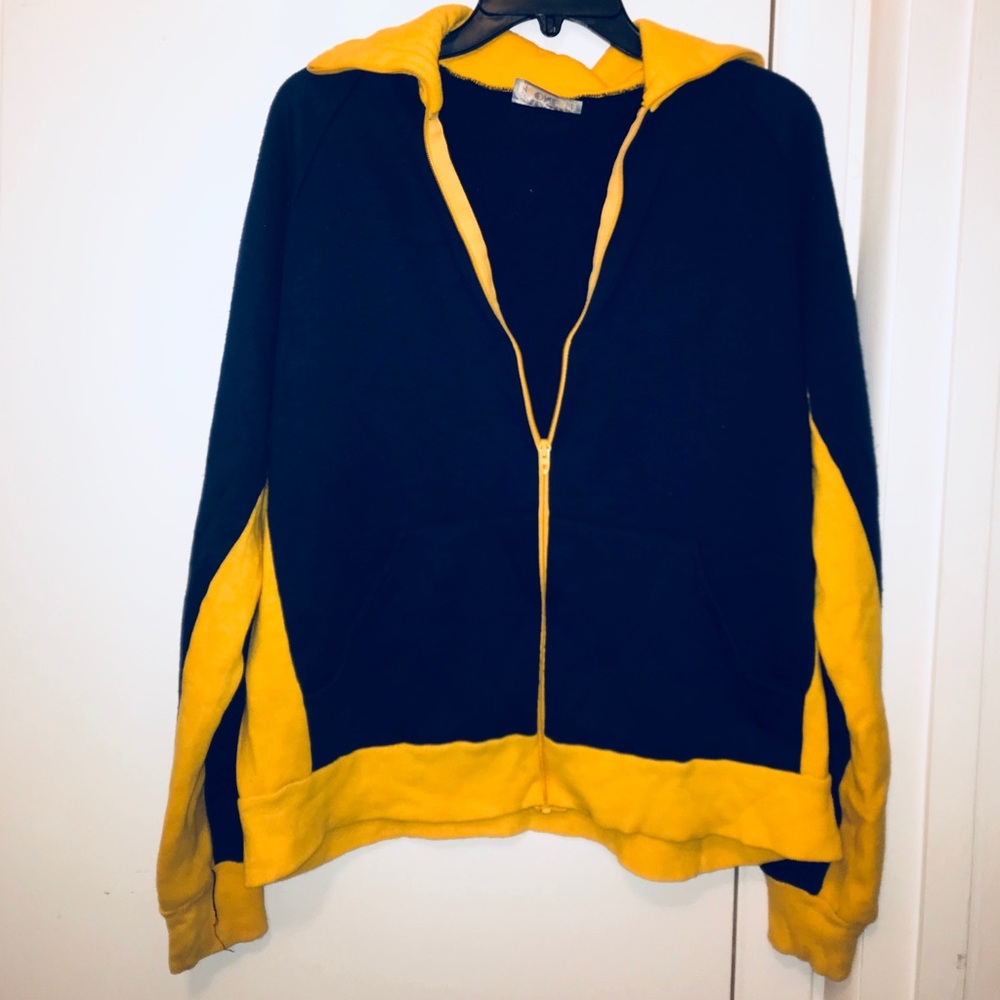 😎VTG Admit One Fleece Jacket